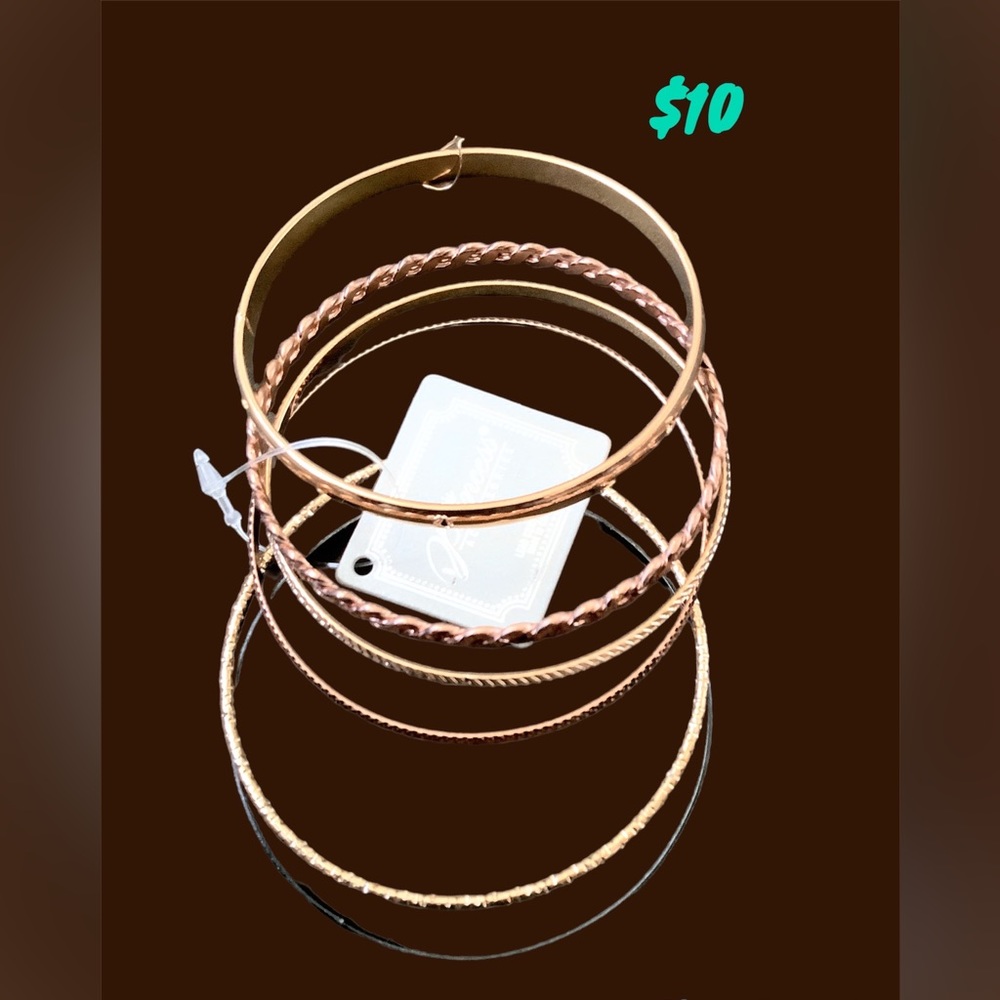 Bangles/Bracelet